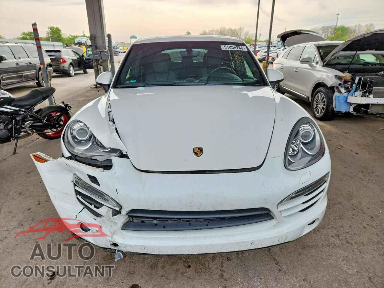 PORSCHE CAYENNE 2013 - WP1AF2A24DLA39580