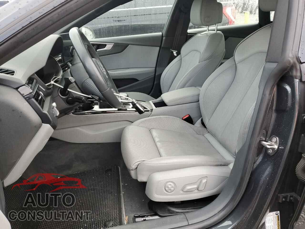 AUDI A5 2020 - WAUBNCF56LA013684