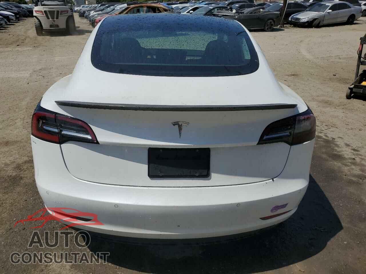 TESLA MODEL 3 2019 - 5YJ3E1EA2KF337473