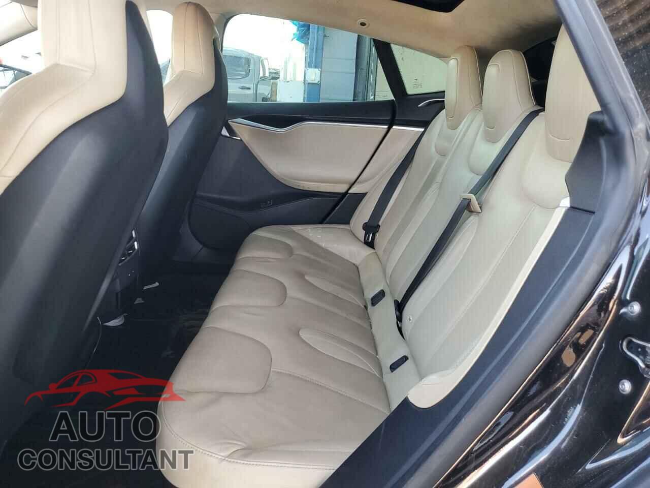 TESLA MODEL S 2016 - 5YJSA1E2XGF169122