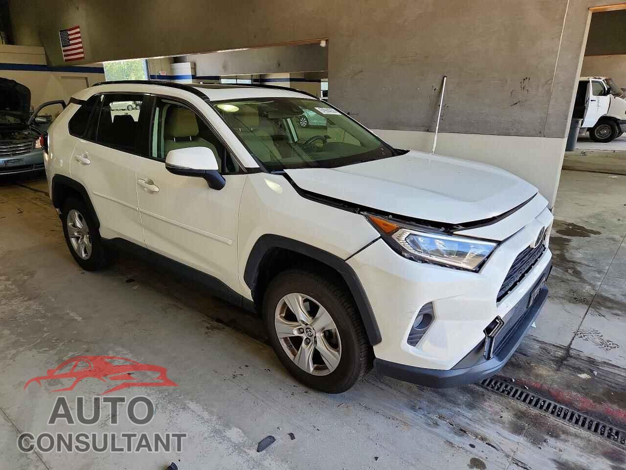 TOYOTA RAV4 2019 - JTMP1RFV8KD042981