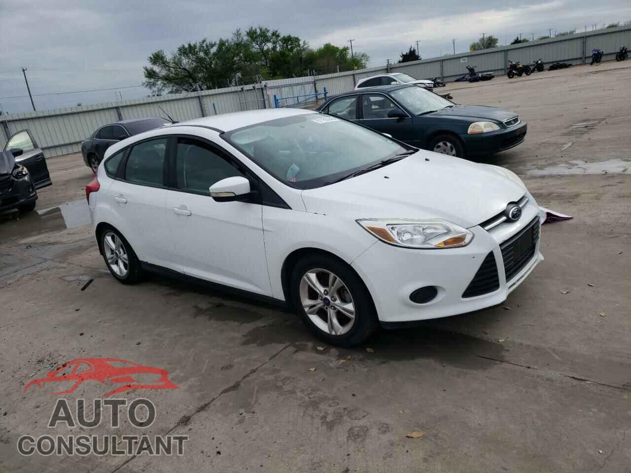 FORD FOCUS 2013 - 1FADP3K23DL131169