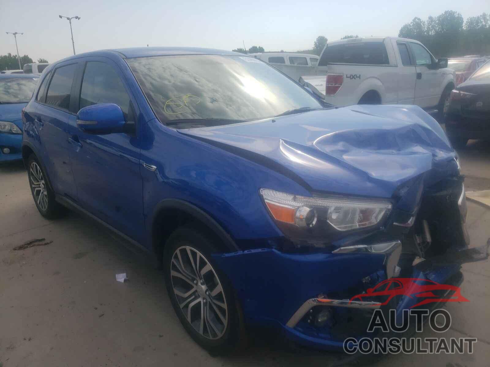 MITSUBISHI OUTLANDER 2019 - JA4AR3AU6KU001852