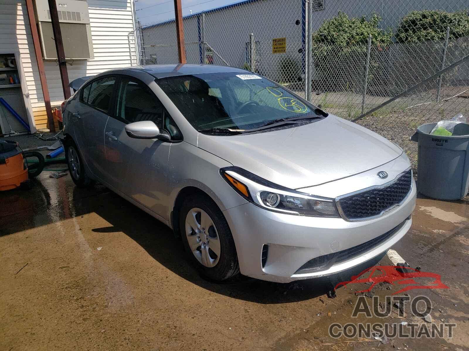 KIA FORTE 2017 - 3KPFK4A79HE099766
