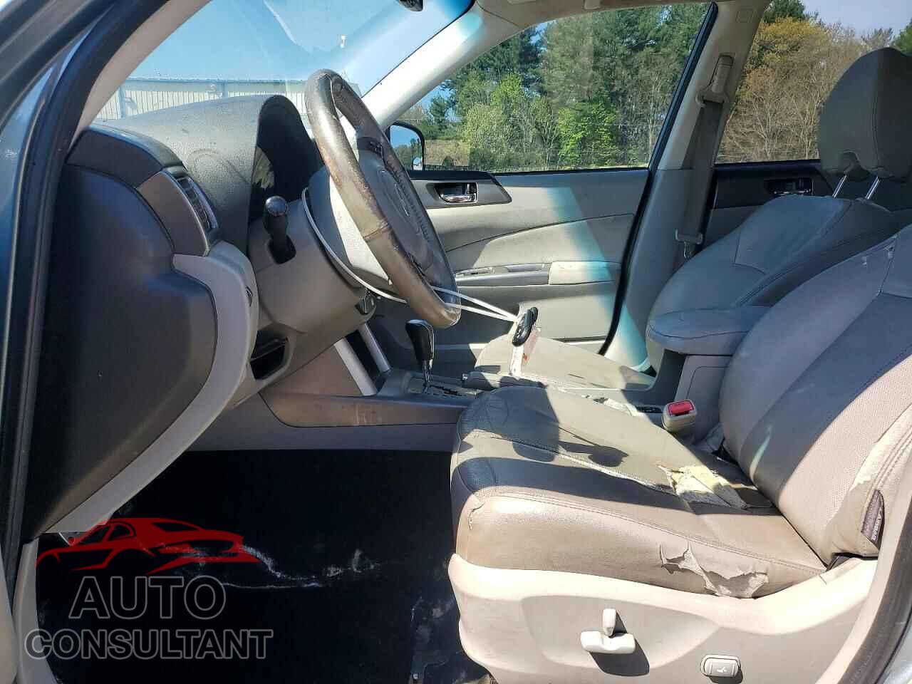 SUBARU FORESTER 2011 - JF2SHAEC3BH745700