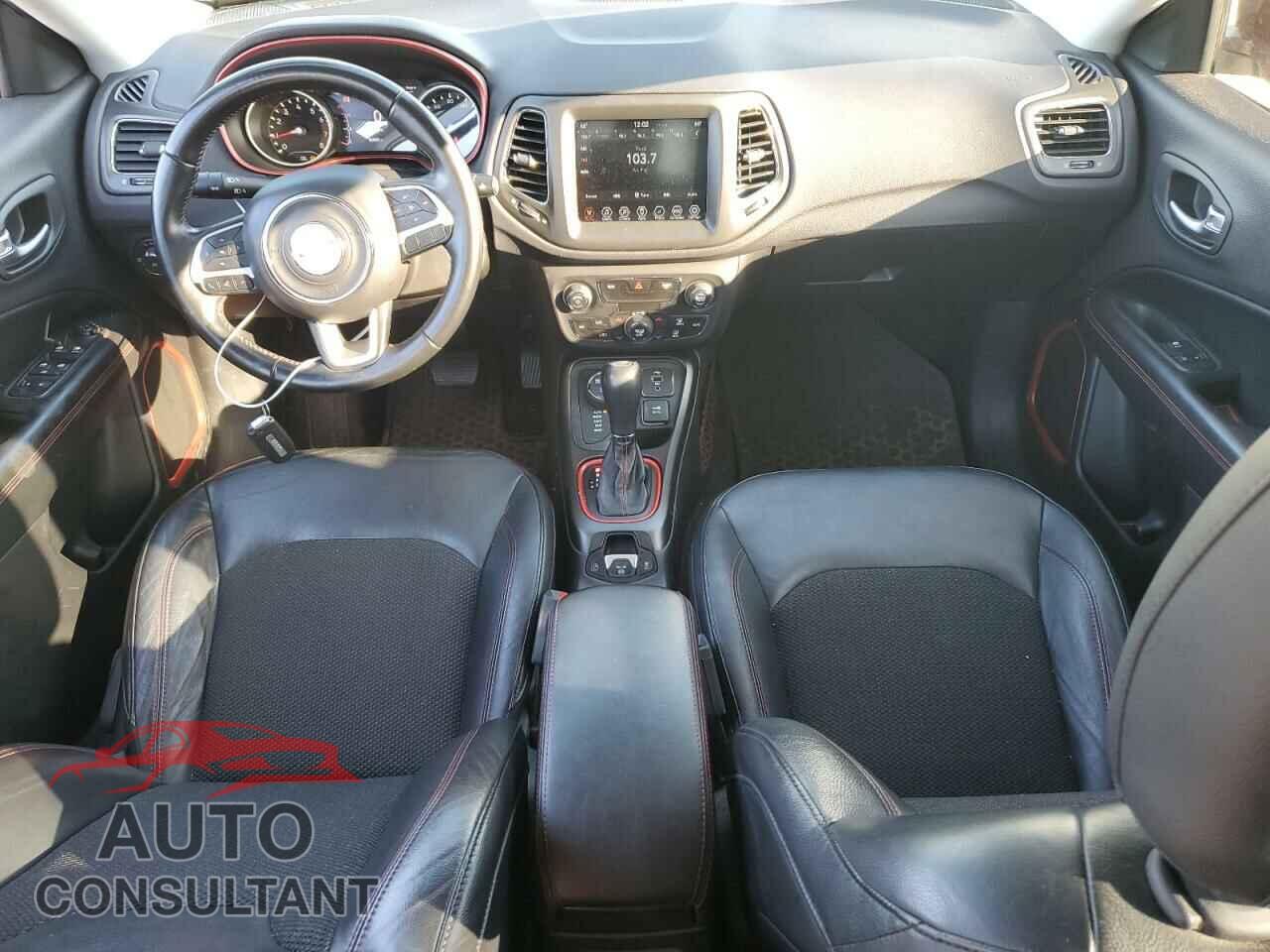 JEEP COMPASS 2017 - 3C4NJDDB6HT674920