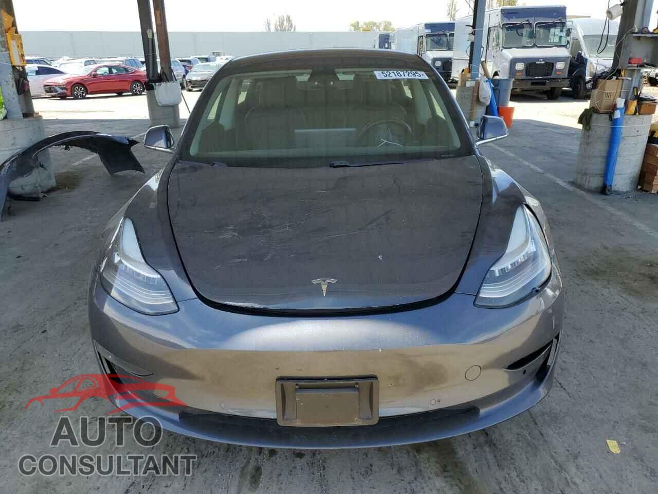 TESLA MODEL 3 2018 - 5YJ3E1EB9JF062983