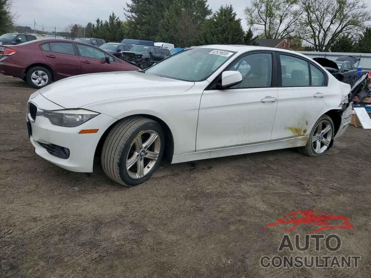 BMW 3 SERIES 2013 - WBA3A5G58DNP21035