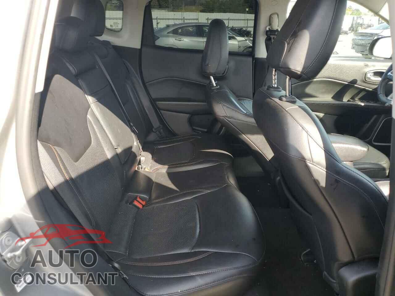 JEEP COMPASS 2017 - 3C4NJDCB4HT631422