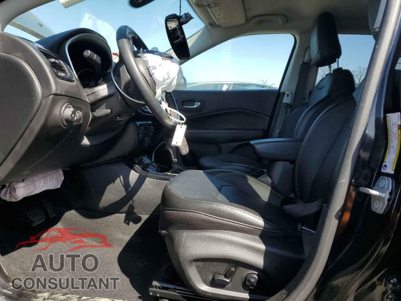 JEEP COMPASS 2020 - 3C4NJDCB7LT233906