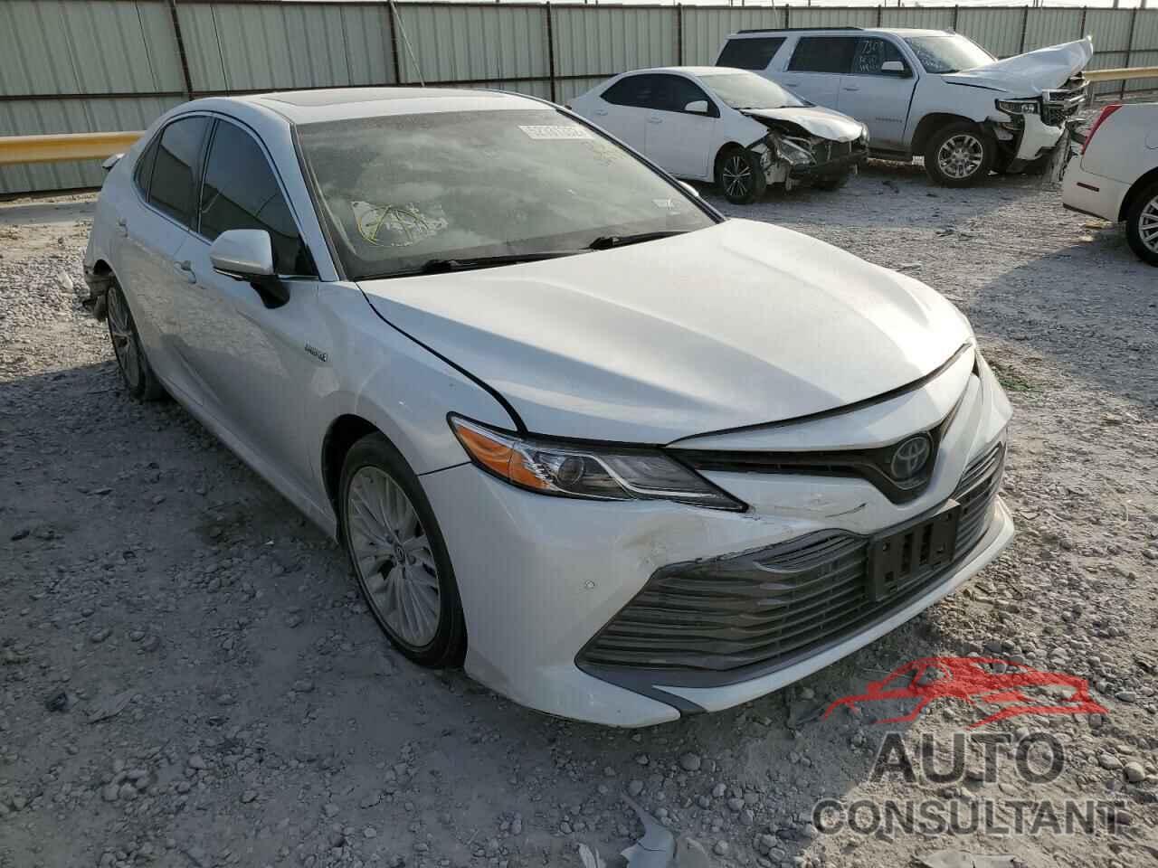 TOYOTA CAMRY 2018 - 4T1B21HK7JU007340