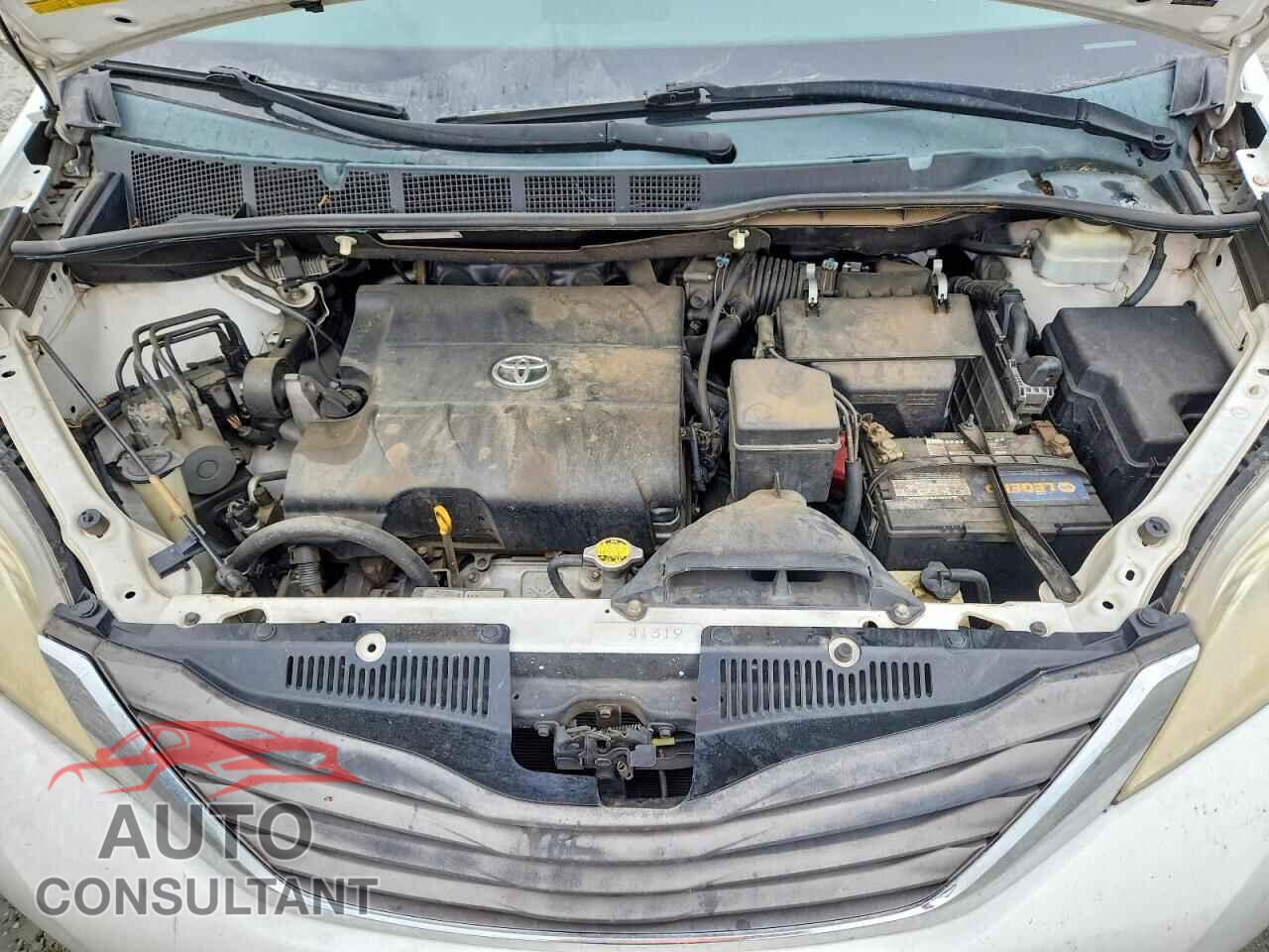 TOYOTA SIENNA 2011 - 5TDYK3DC8BS028972