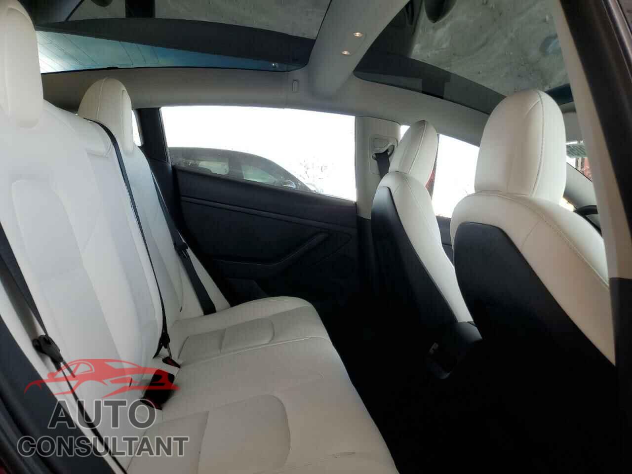 TESLA MODEL 3 2022 - 5YJ3E1EA0NF329568