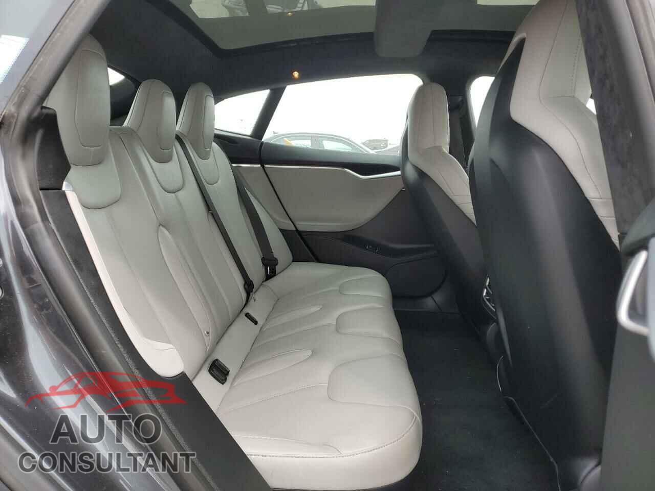 TESLA MODEL S 2015 - 5YJSA1S12FF098654