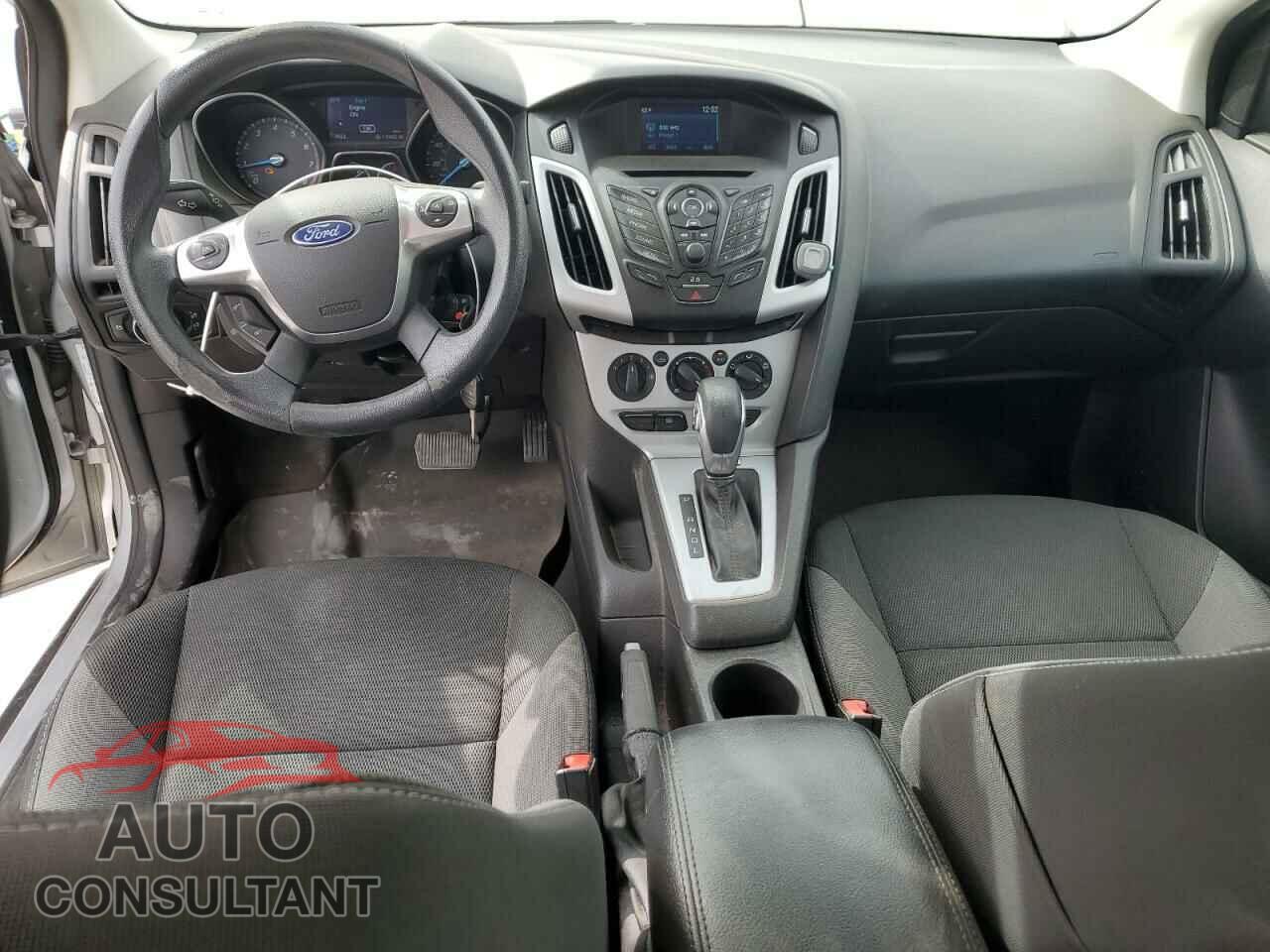 FORD FOCUS 2014 - 1FADP3F26EL427475