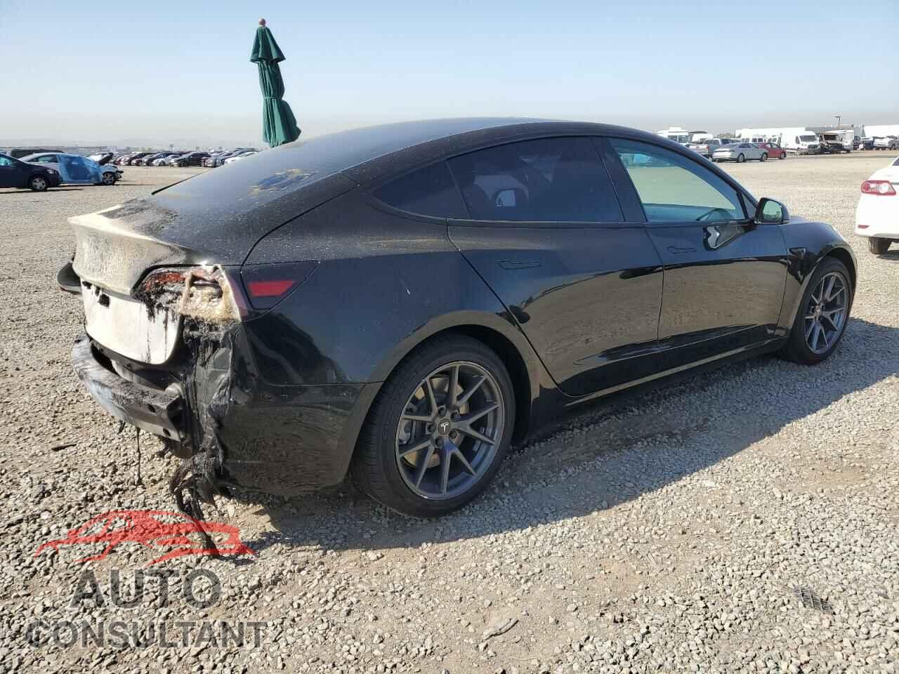 TESLA MODEL 3 2021 - 5YJ3E1EA5MF077377