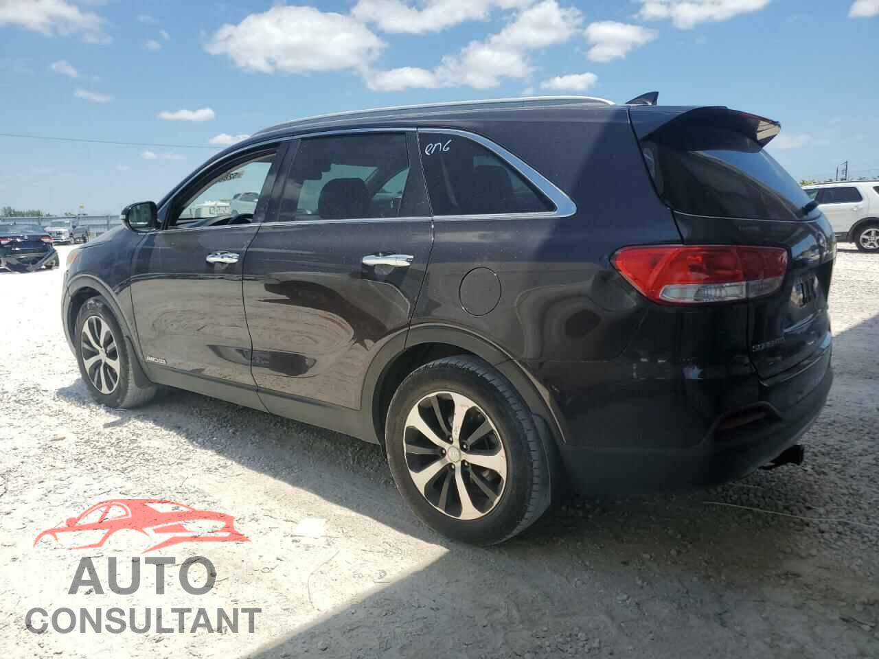 KIA SORENTO 2017 - 5XYPHDA5XHG302099