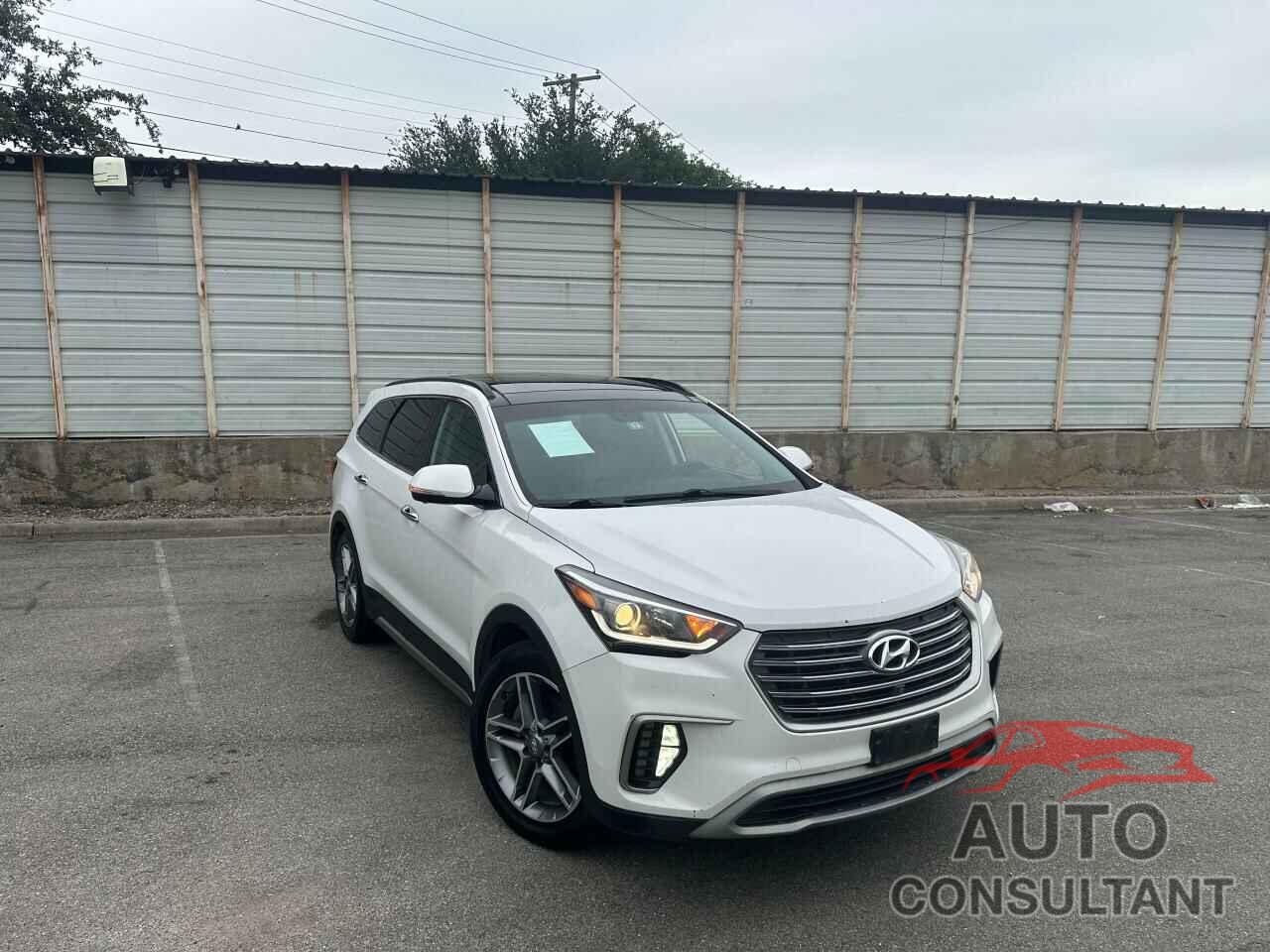 HYUNDAI SANTA FE 2018 - KM8SR4HF6JU275909