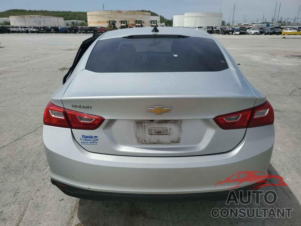 CHEVROLET MALIBU 2019 - 1G1ZB5ST1KF226319