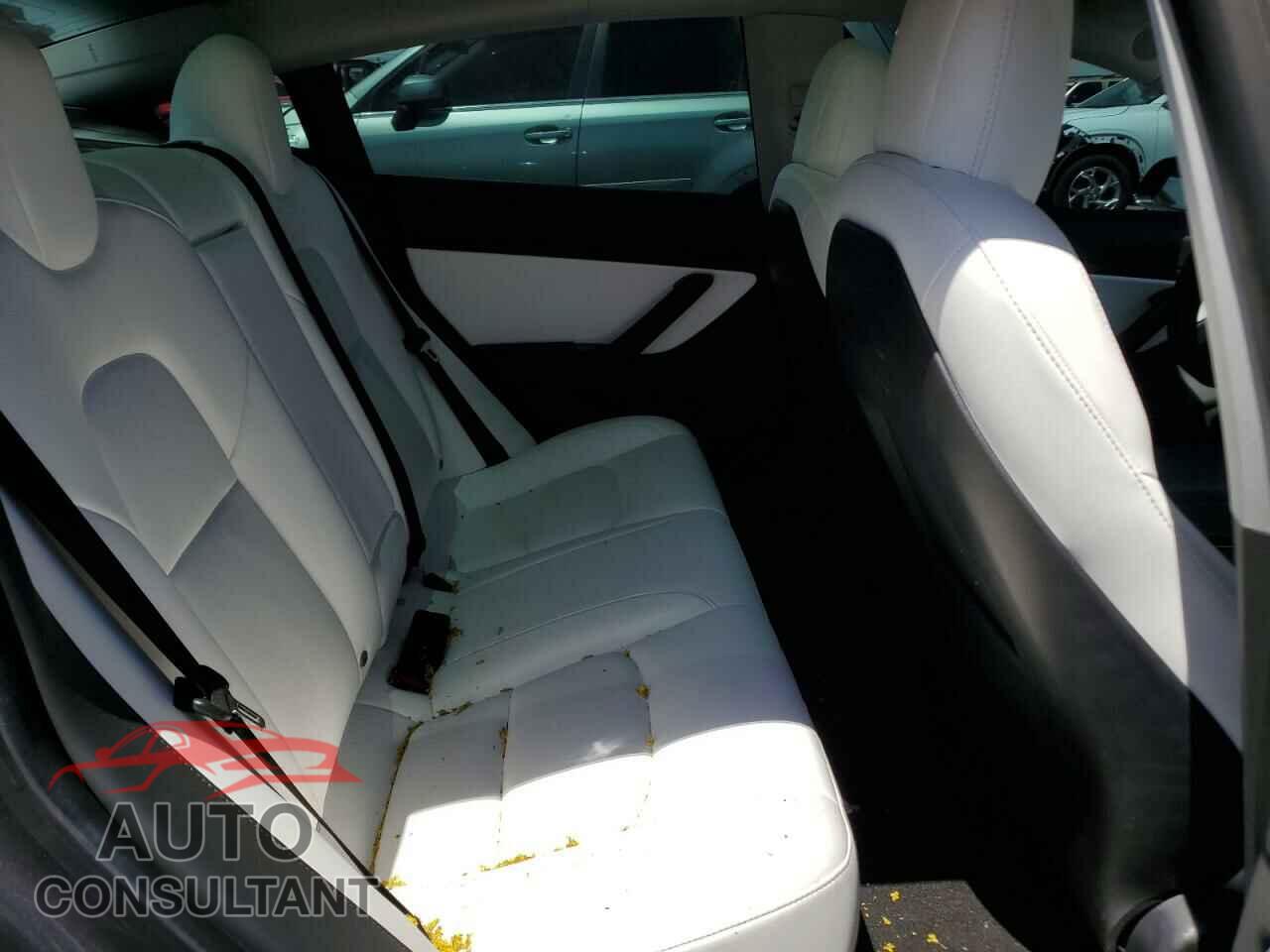 TESLA MODEL 3 2020 - 5YJ3E1EA4LF606834