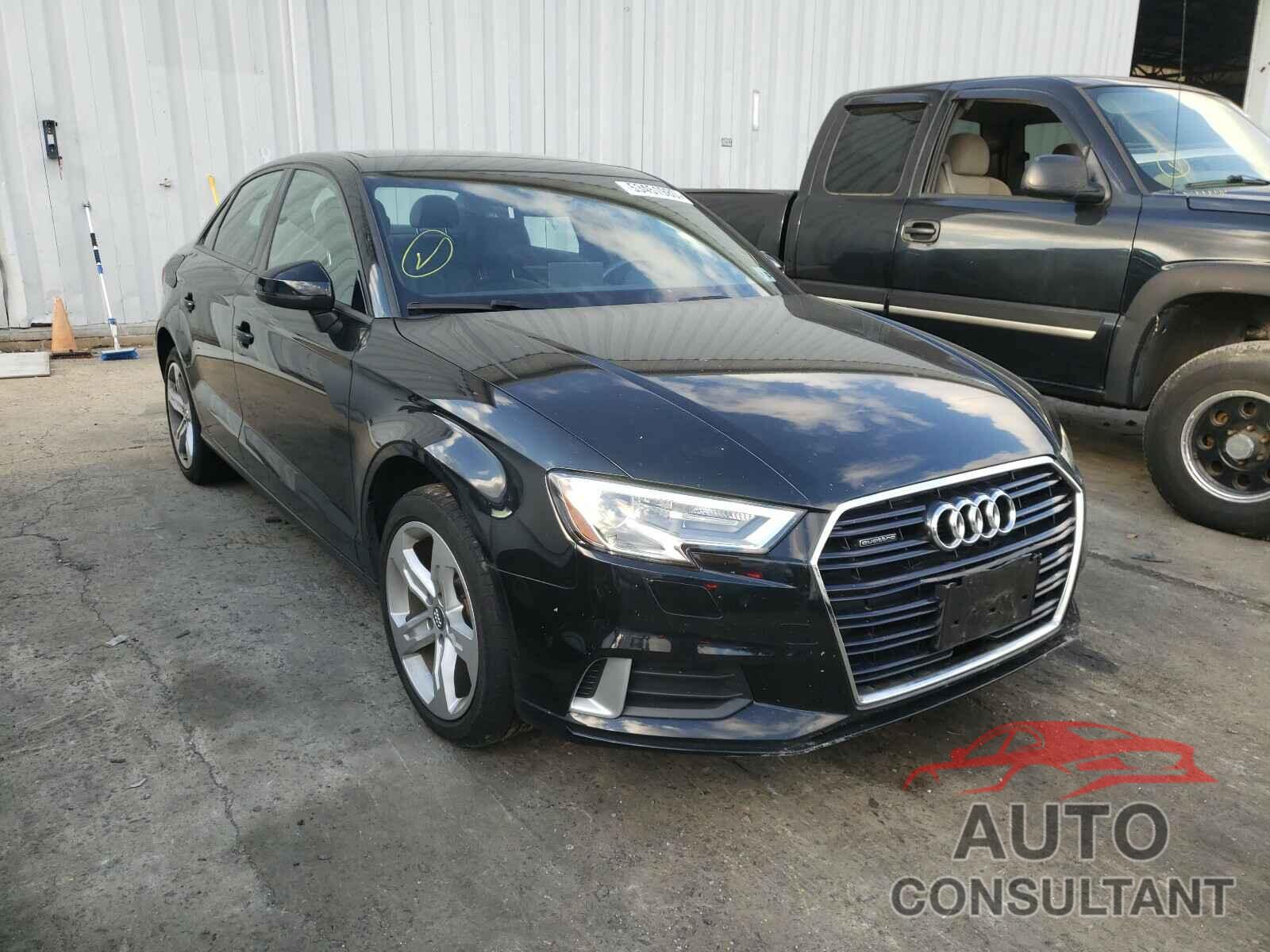 AUDI A3 2017 - WAUB8GFF6H1064889