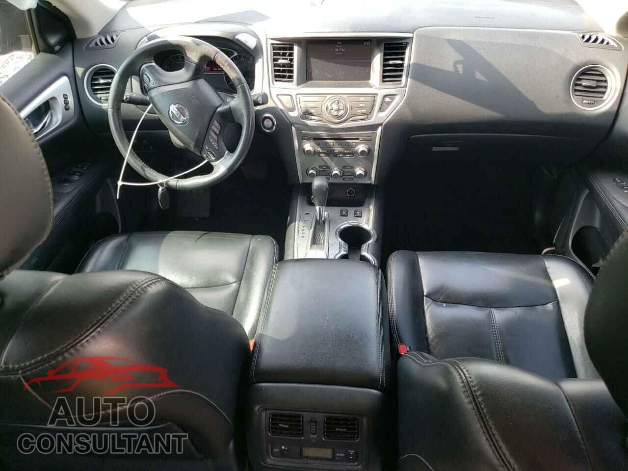 NISSAN PATHFINDER 2017 - 5N1DR2MN4HC681908