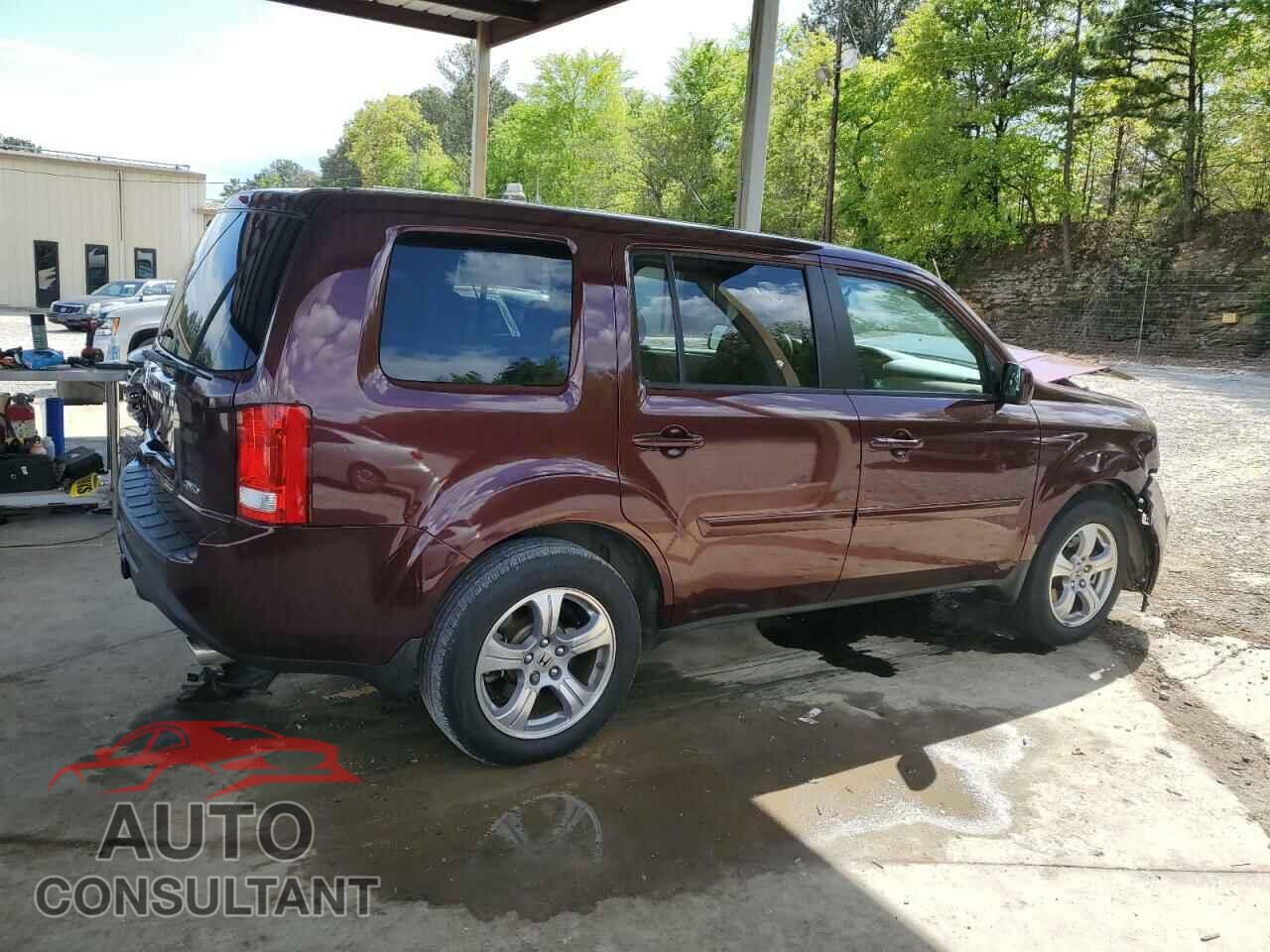 HONDA PILOT 2012 - 5FNYF4H50CB065087