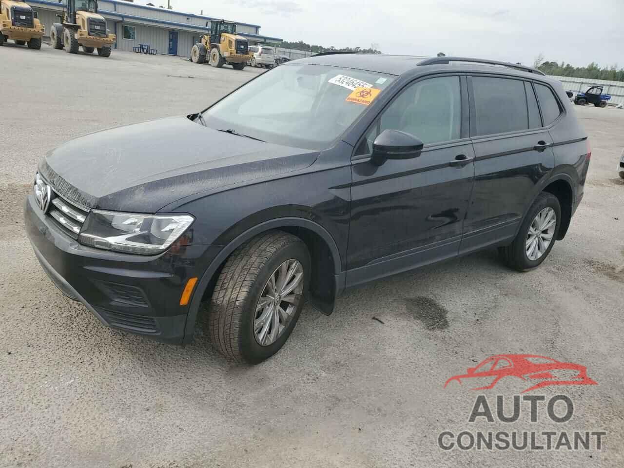 VOLKSWAGEN TIGUAN 2018 - 3VV0B7AXXJM147666