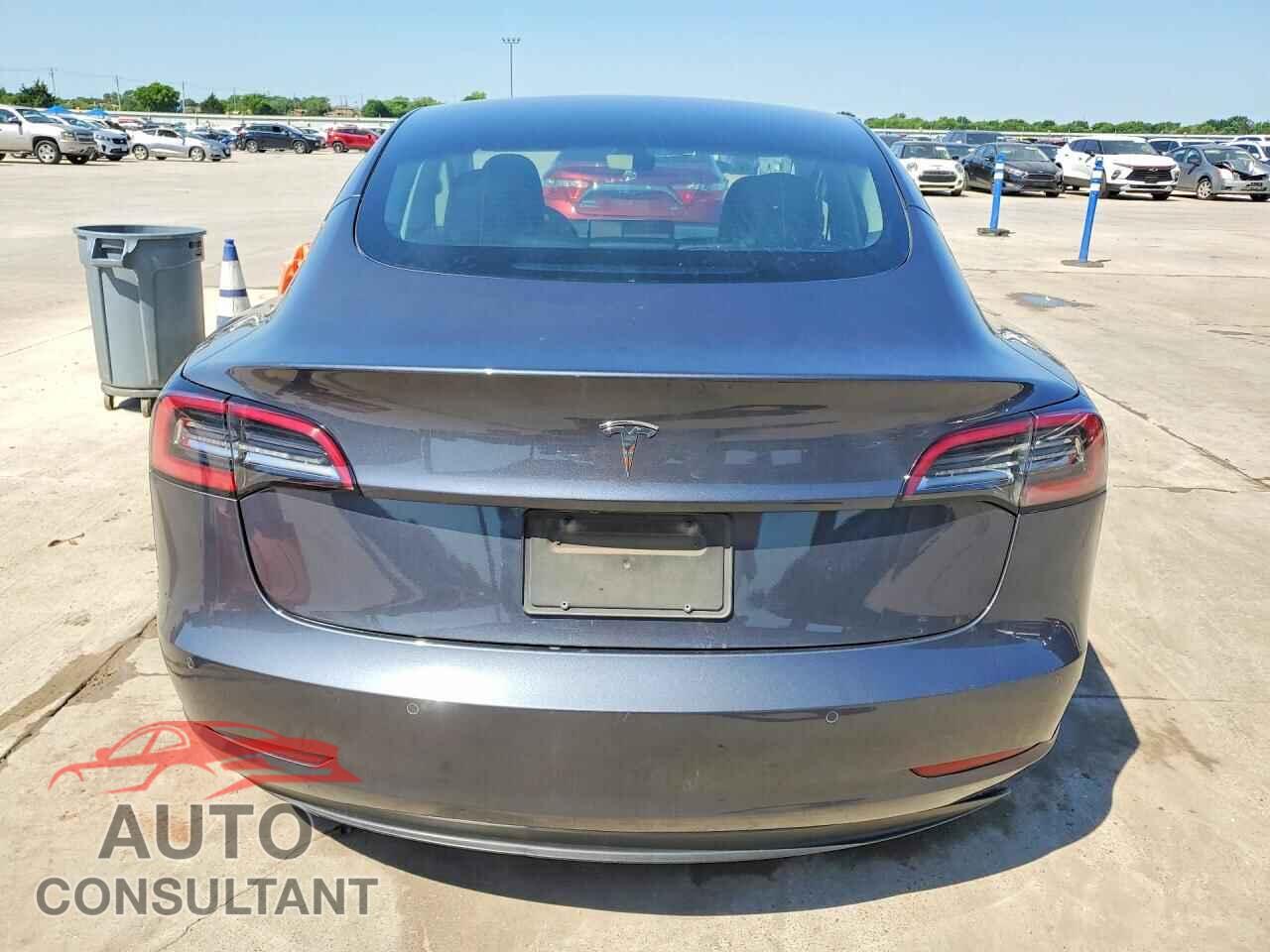 TESLA MODEL 3 2022 - 5YJ3E1EA5NF288693
