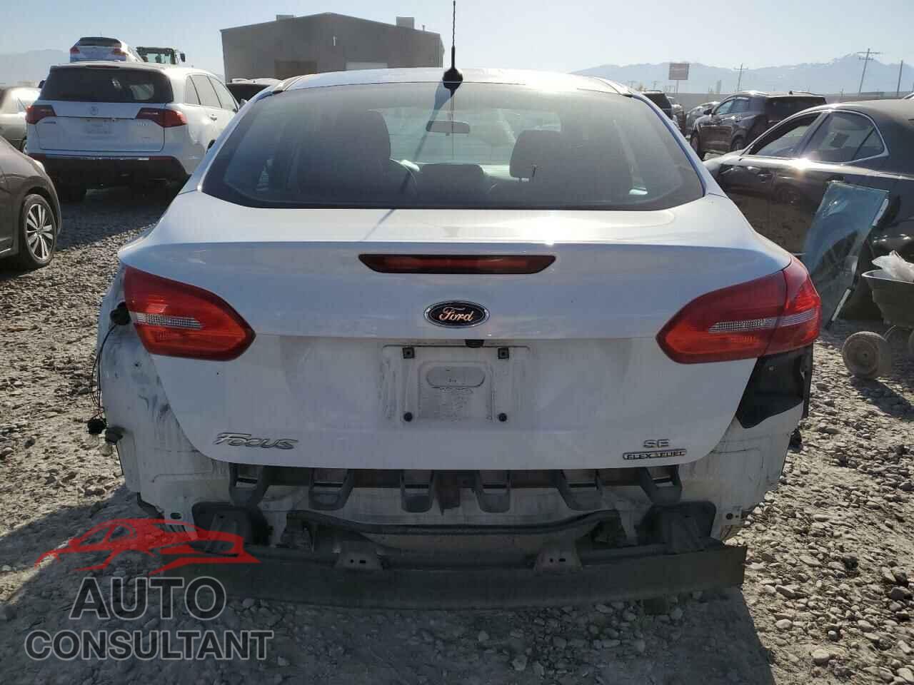 FORD FOCUS 2016 - 1FADP3F24GL297392