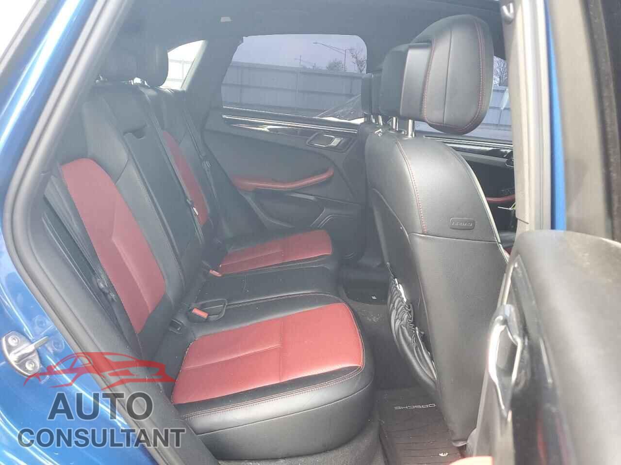 PORSCHE MACAN 2015 - WP1AB2A53FLB42949