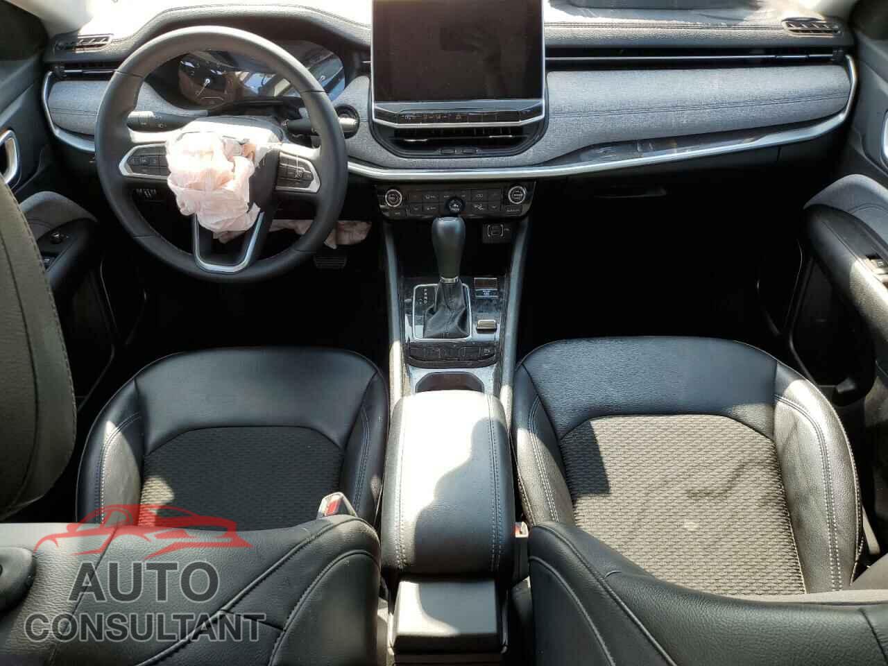 JEEP COMPASS 2022 - 3C4NJDBB8NT183795