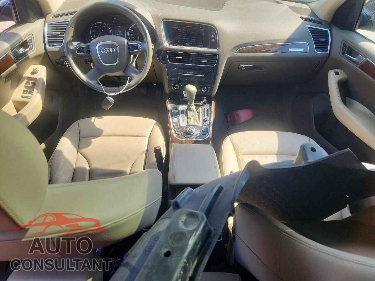 AUDI Q5 2012 - WA1LFAFP2CA125953