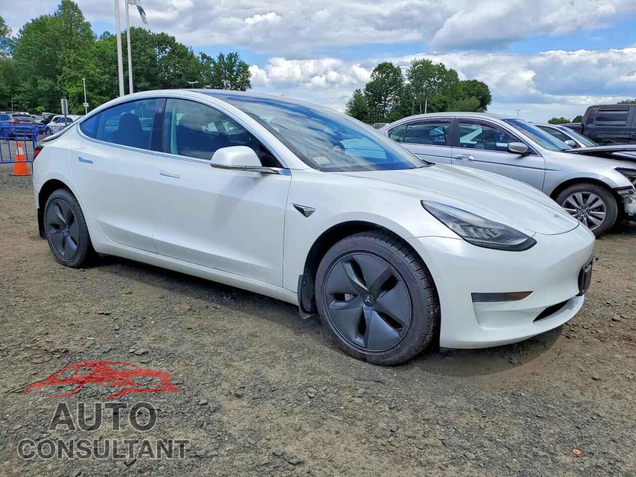 TESLA MODEL 3 2019 - 5YJ3E1EA9KF483241