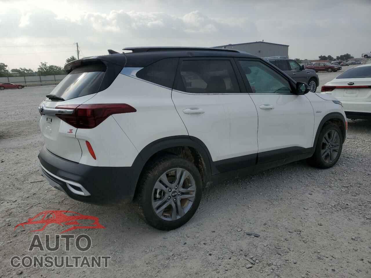 KIA SELTOS 2021 - KNDEUCAA4M7093217