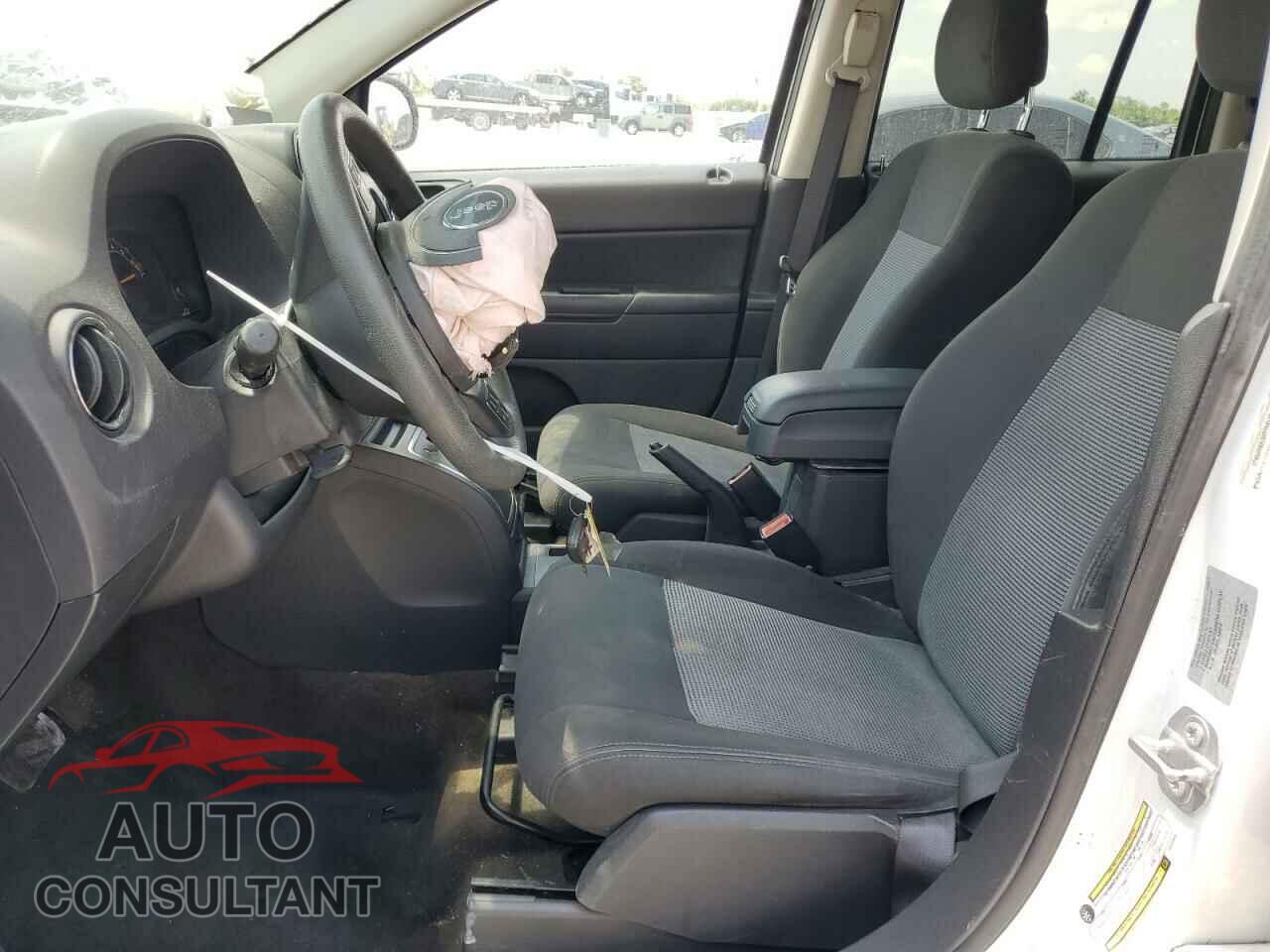 JEEP COMPASS 2017 - 1C4NJDBB3HD154540