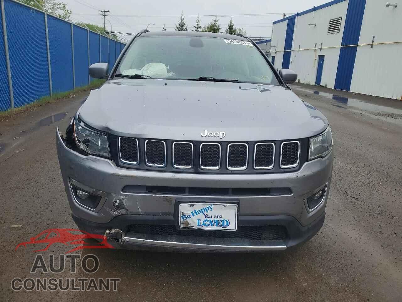 JEEP COMPASS 2018 - 3C4NJDCB8JT270024