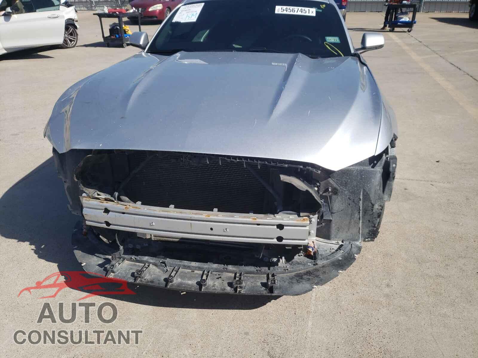 FORD MUSTANG 2017 - 1FA6P8TH3H5282757