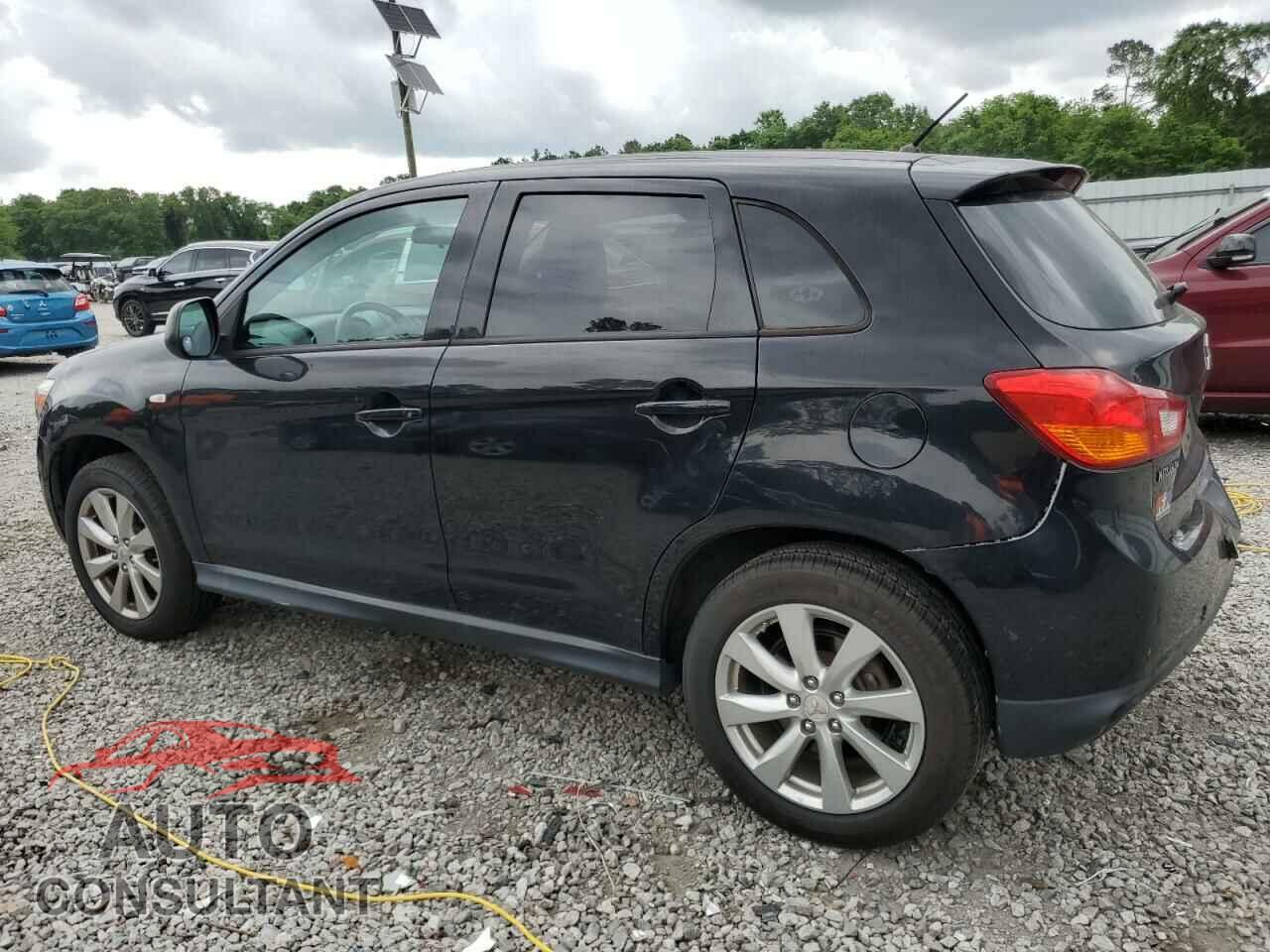 MITSUBISHI OUTLANDER 2015 - 4A4AR3AUXFE052463