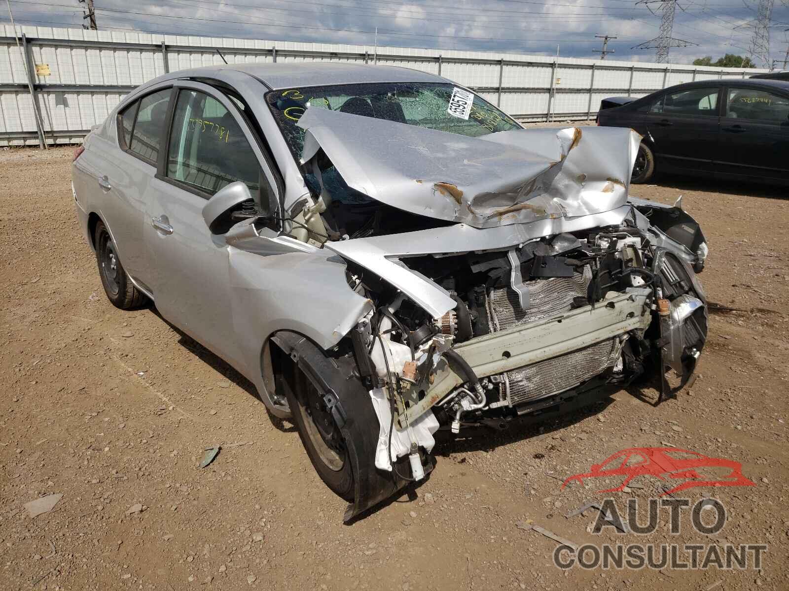 NISSAN VERSA 2019 - 3N1CN7AP2KL828269