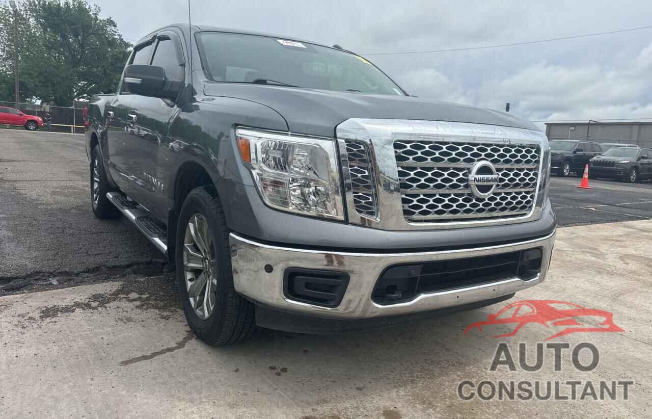 NISSAN TITAN 2018 - 1N6AA1E50JN514427