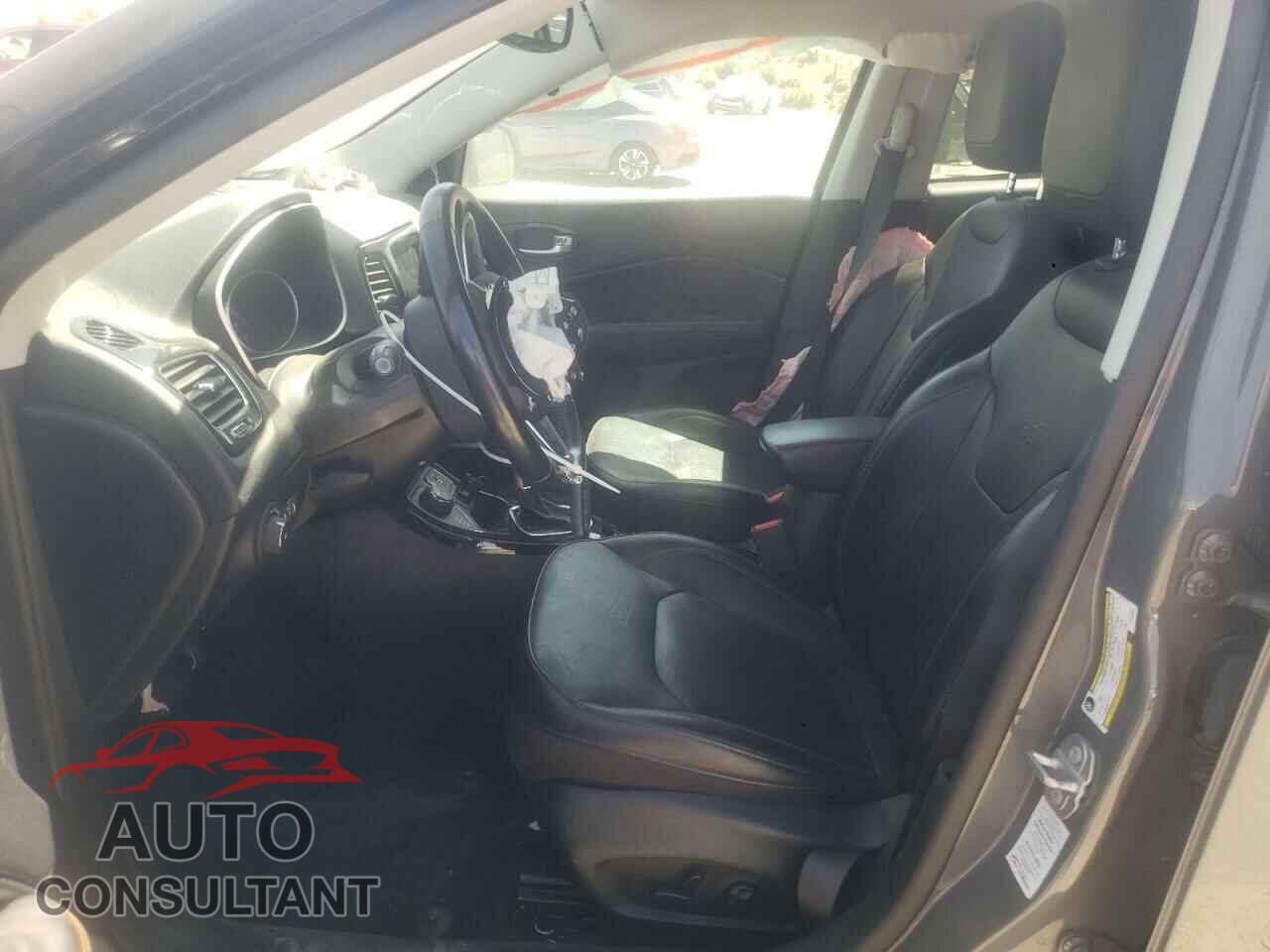 JEEP COMPASS 2020 - 3C4NJDCB3LT120423