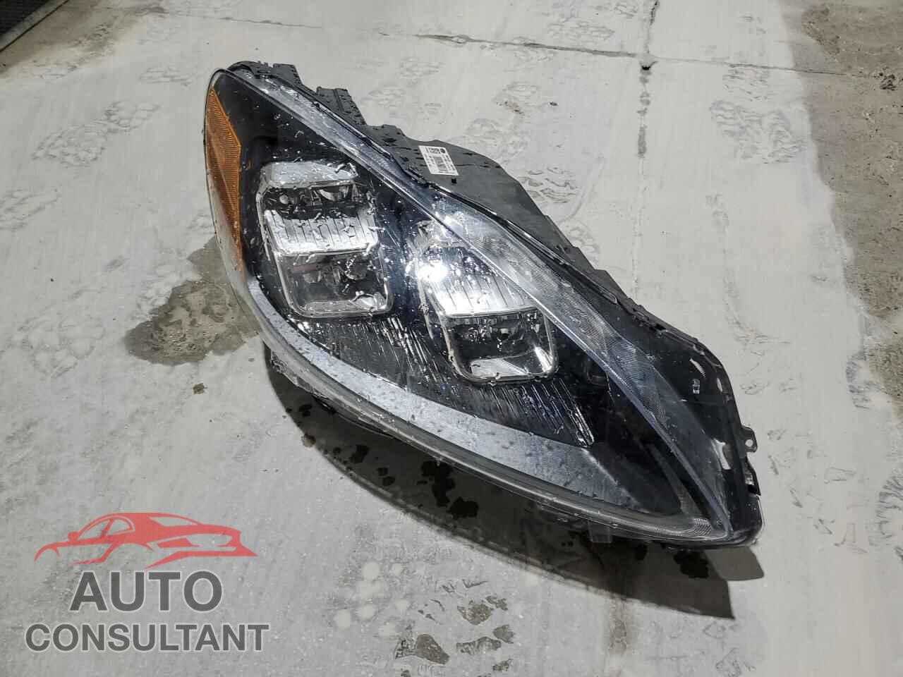 FORD ESCAPE 2020 - 1FMCU9J9XLUA04584
