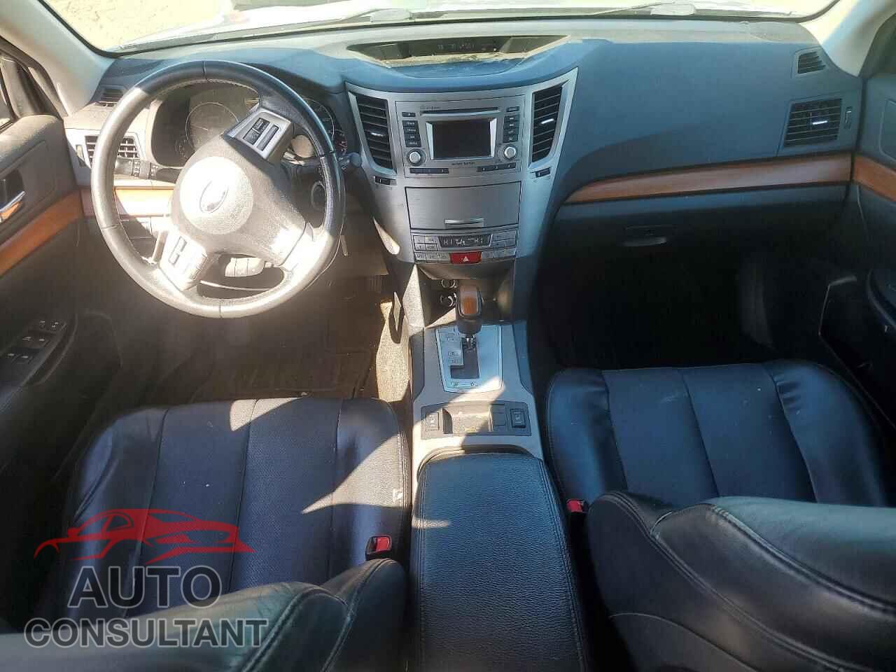 SUBARU OUTBACK 2014 - 4S4BRBLC2E3244511