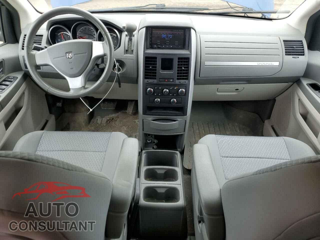 DODGE CARAVAN 2010 - 2D4RN4DE5AR472131