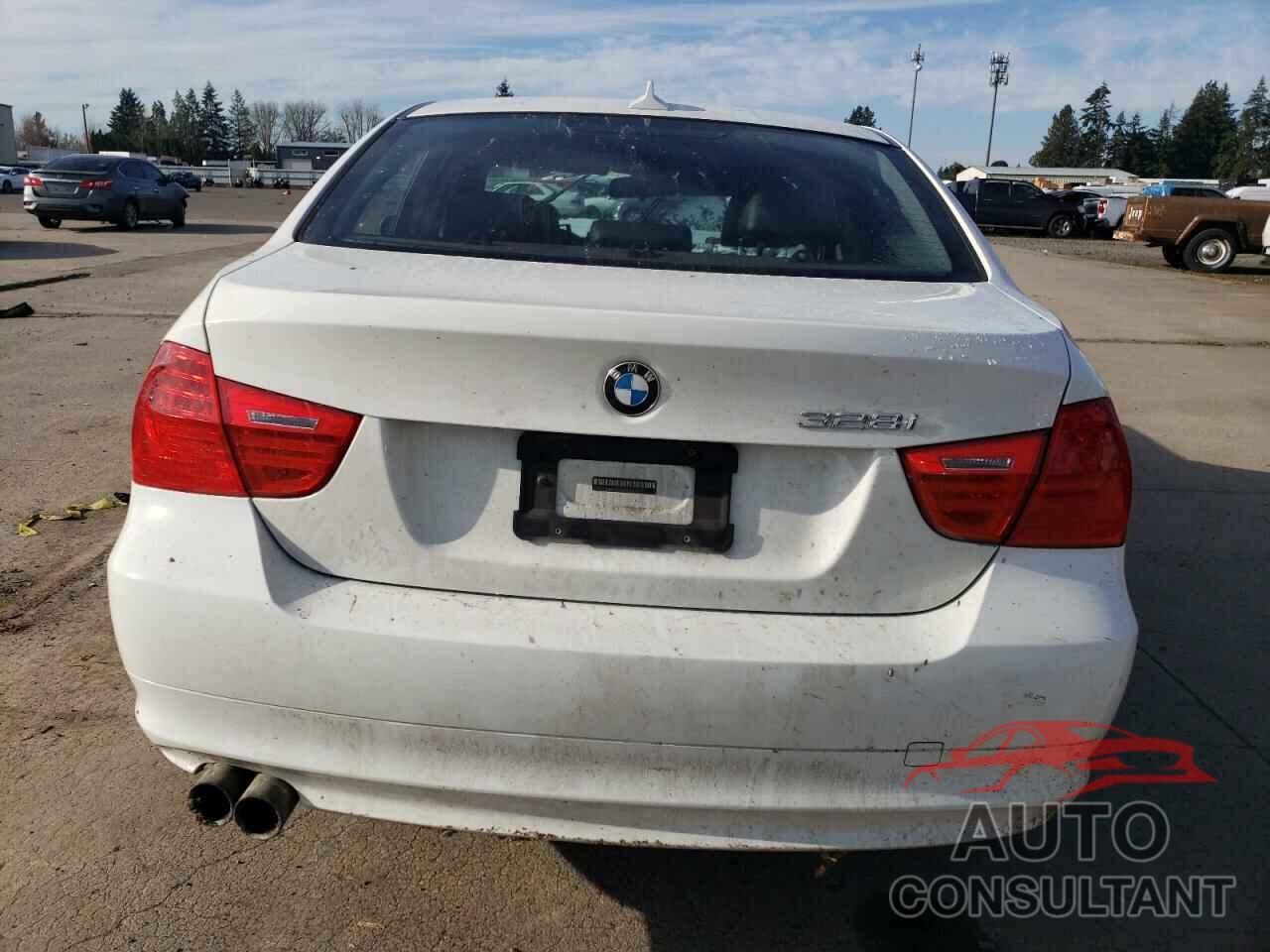 BMW 3 SERIES 2011 - WBAPH5G55BNM80836