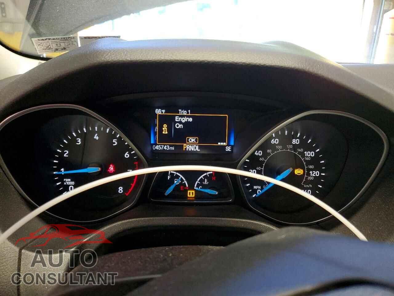 FORD FOCUS 2016 - 1FADP3K26GL371742
