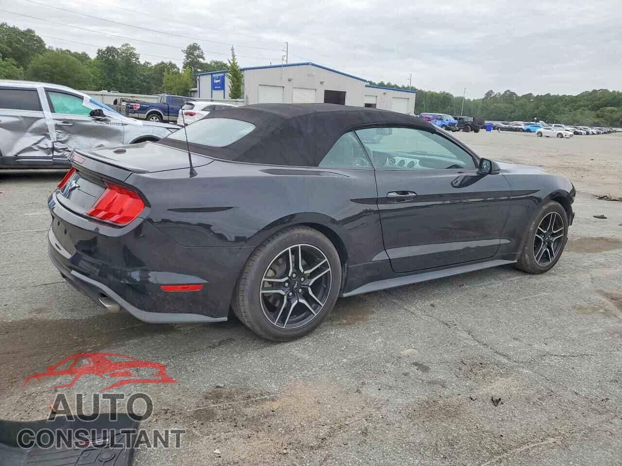 FORD MUSTANG 2018 - 1FATP8UH3J5115094