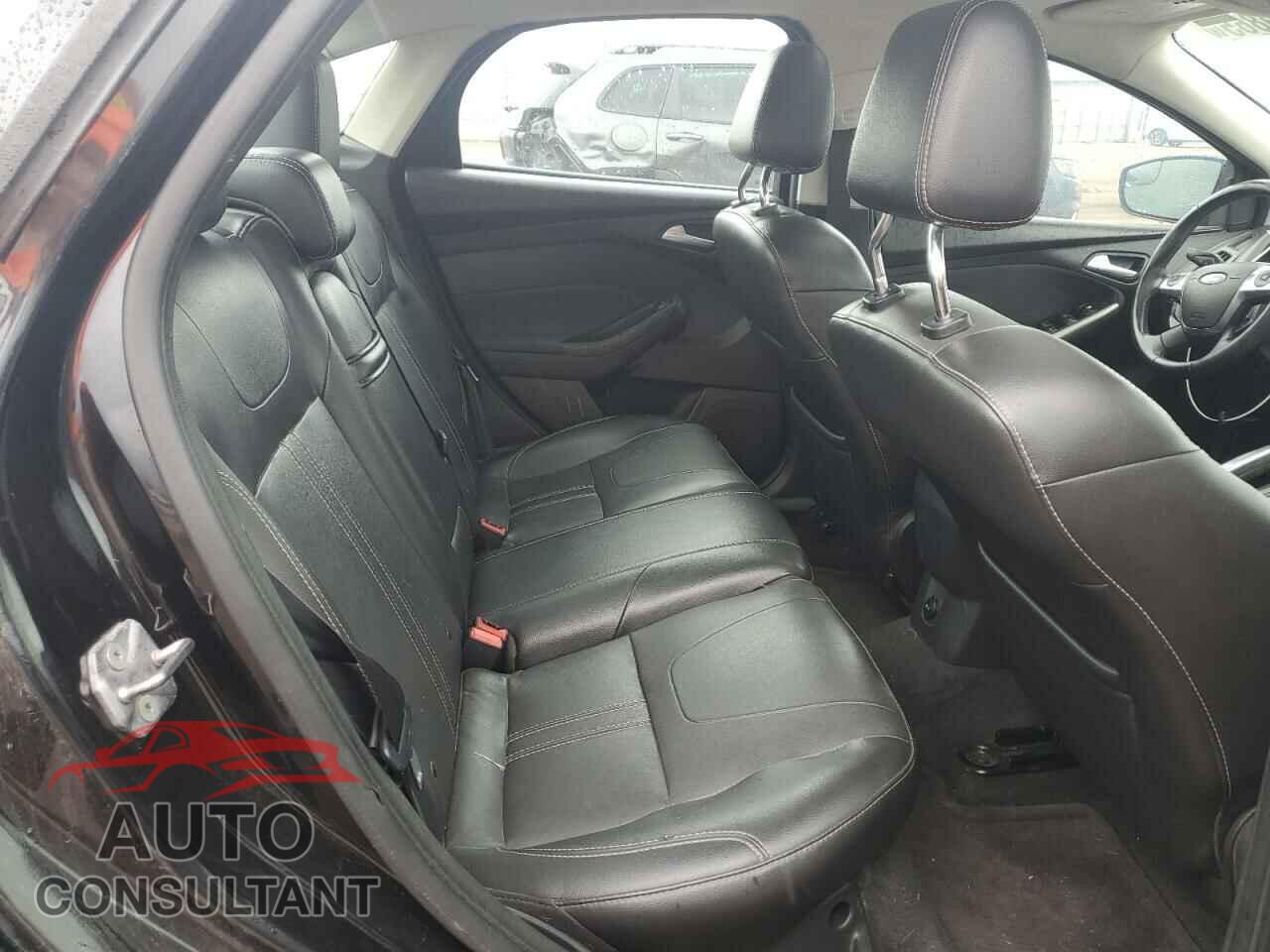 FORD FOCUS 2012 - 1FAHP3H23CL367585