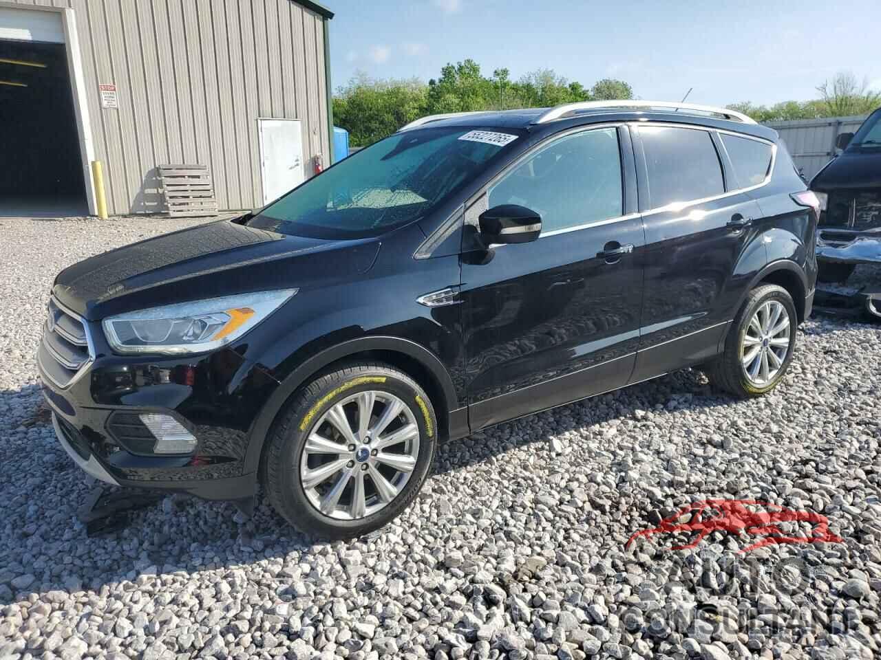 FORD ESCAPE 2017 - 1FMCU0JD7HUD27059